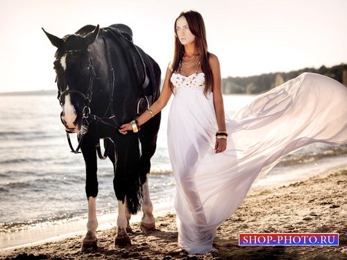  Шаблон для фото - Девушка с лошадью вдоль океана 