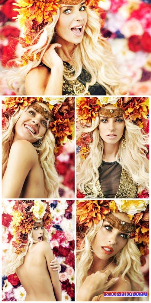Светловолосая девушка в цветочном венке / Blonde girl in flower wreath - Stock photo